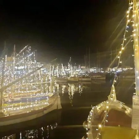 Pleasant Seaside Cocoon Six-Fours-les-Plages