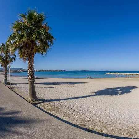 Pleasant Seaside Cocoon Apartmán *